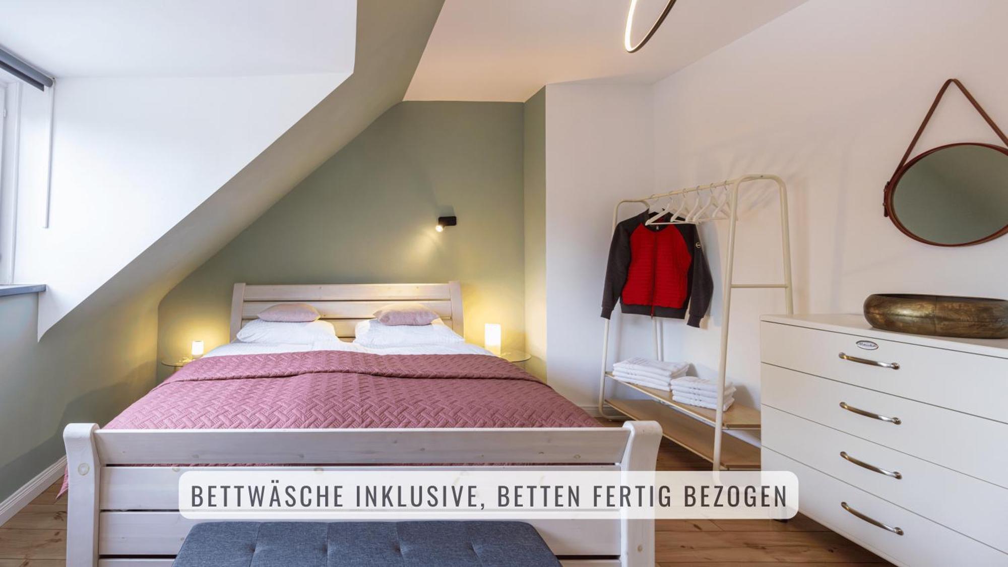 Have-A-Nice-Stay - U-Bahn Nach Hamburg 150M- Baecker & Restaurants 200M - Lidl 800M - Zentrum 1,5Km Ahrensburg Zewnętrze zdjęcie